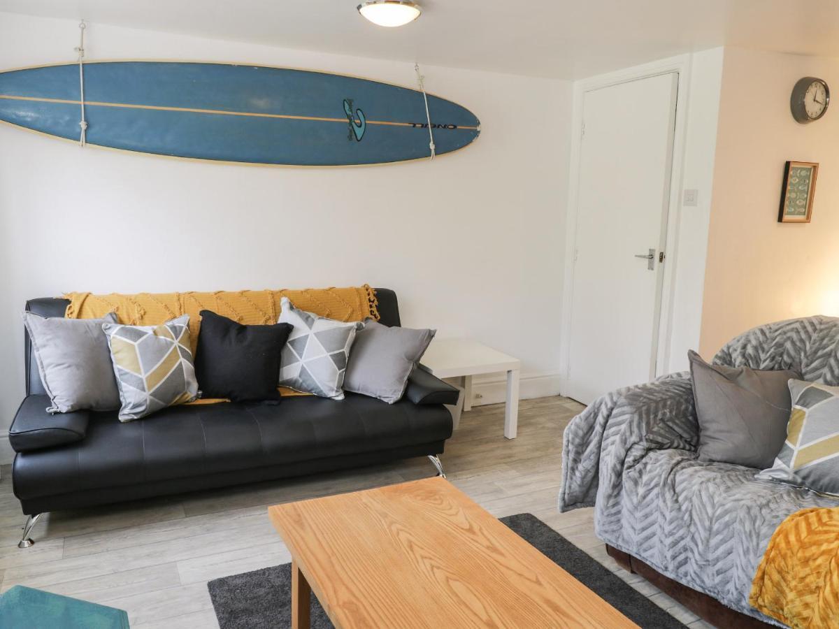 The Surfers Bolt Hole * Whitby