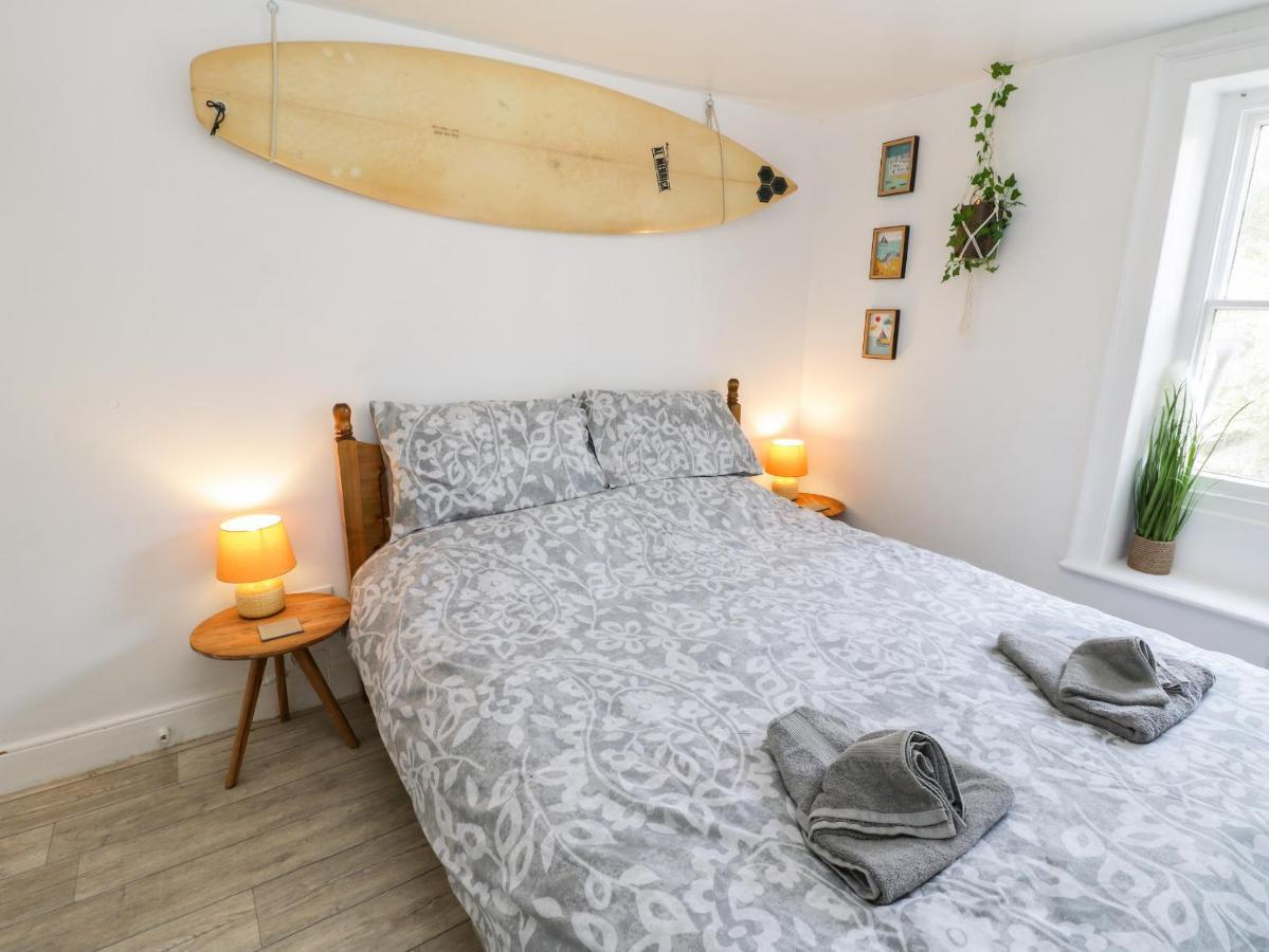 The Surfers Bolt Hole Apartment Whitby