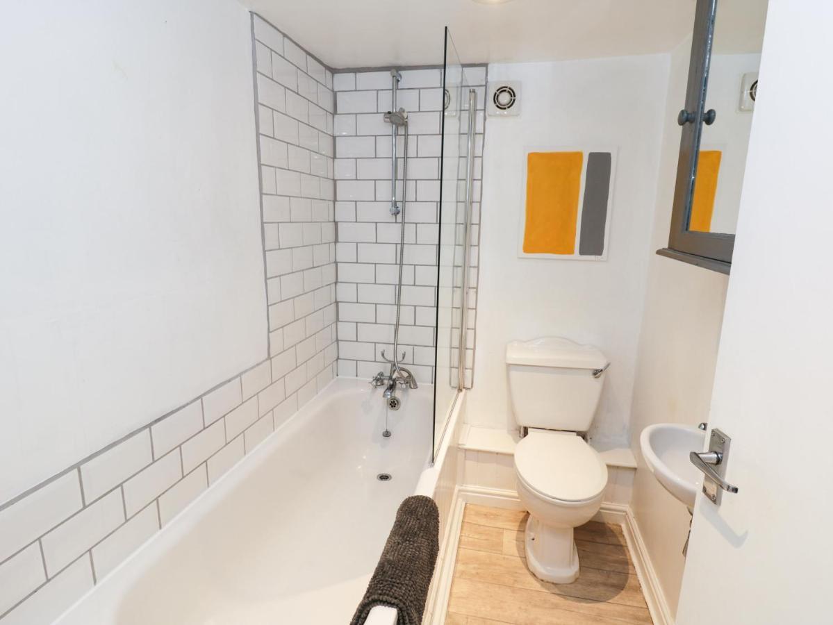 The Surfers Bolt Hole Apartment *